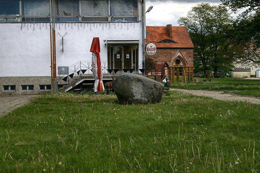 Jeden z głazów w Kołbaczu