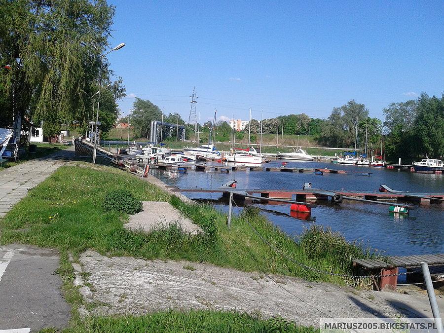 Przygotowania do sezonu żeglarskiego