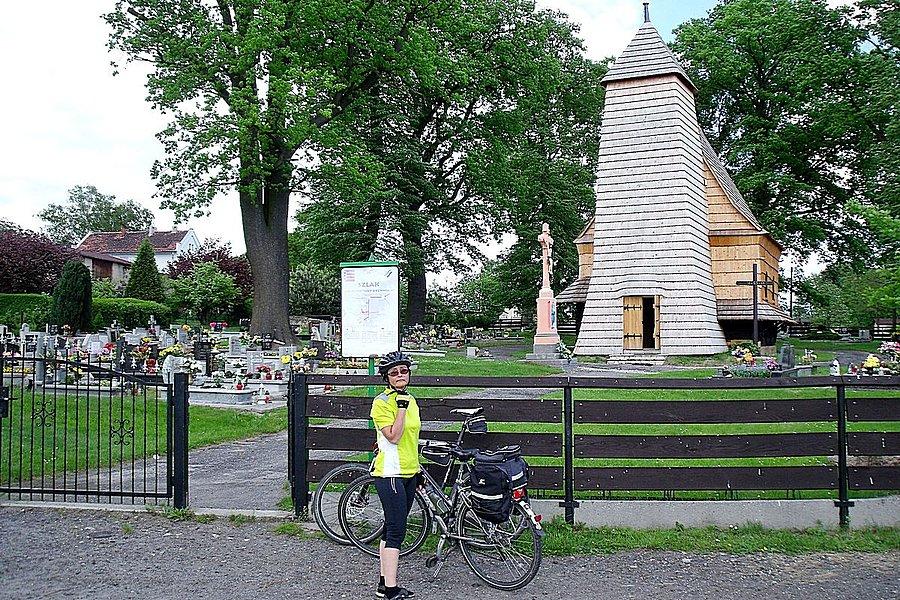 Kościół w Zacharzowicach