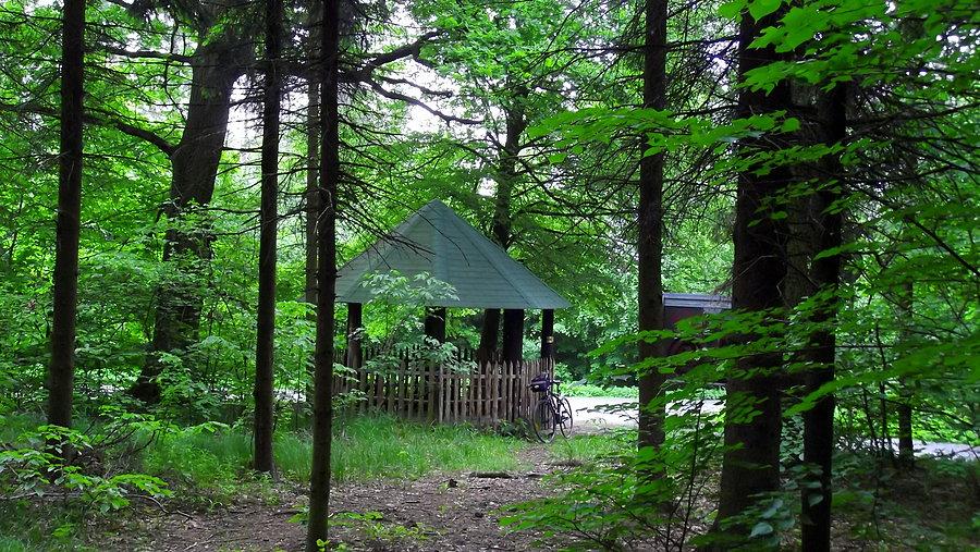 Hat' Przystanek przy ścieżce rowerowej