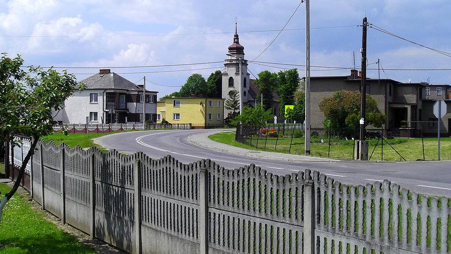 Bojanów. Jest mi zimno, jadę w kierunku domu