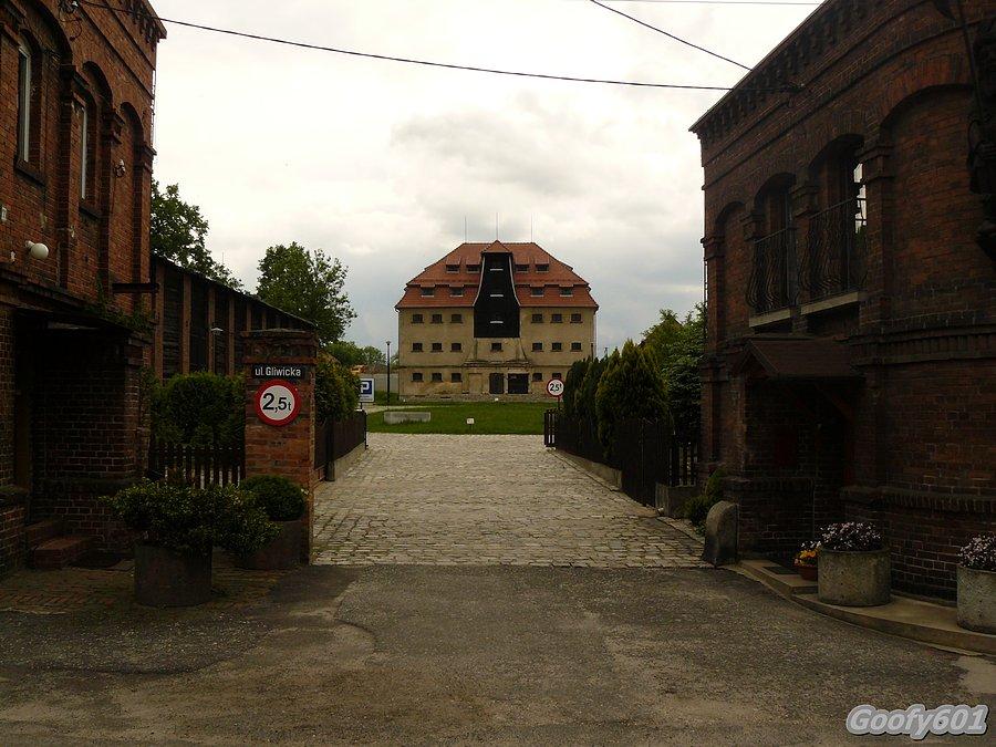 Spichlerz w Paławniowicach