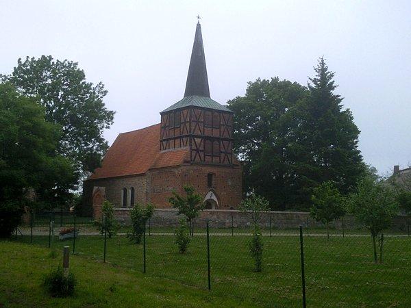 Kościół w jakiejś miejscowości