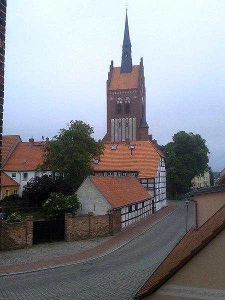 Zabytkowy kościół gdzieś na Uznamiu