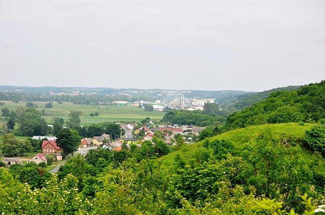 Widok na Pianówkę i Czarnków ze wzgórz morenowych w Goraju