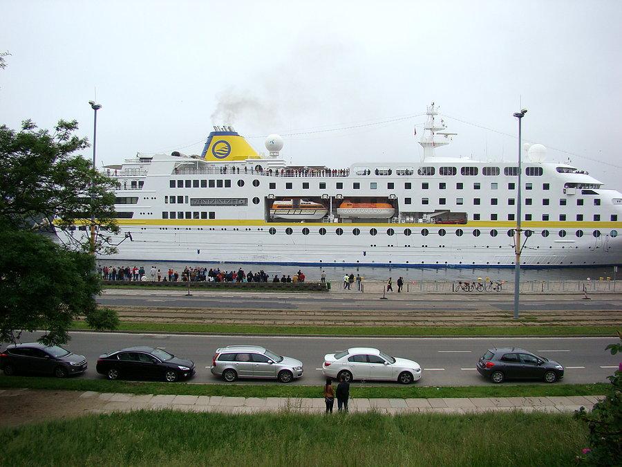 Odpływanie wycieczkowca