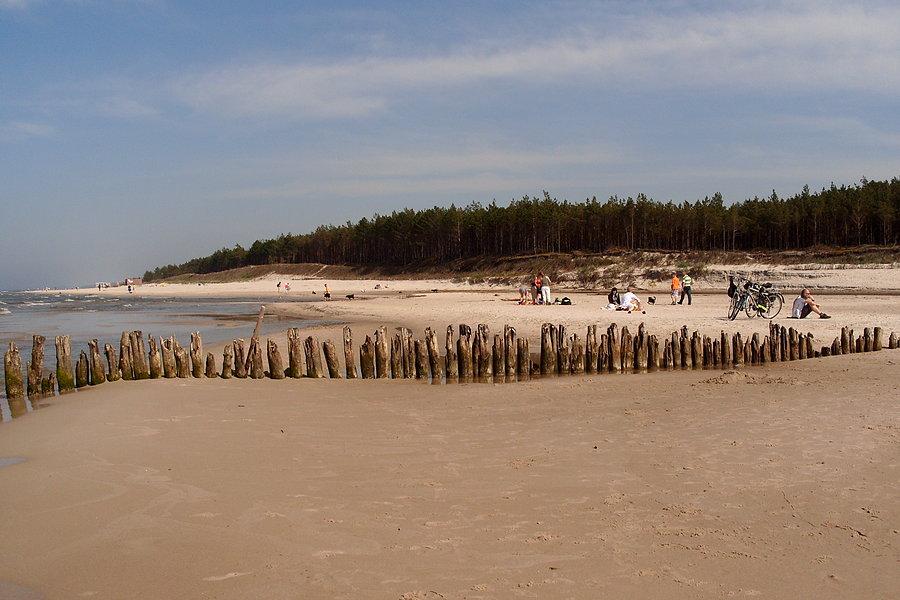 Plaża w Dębkach nad Morzem Bałtyckim