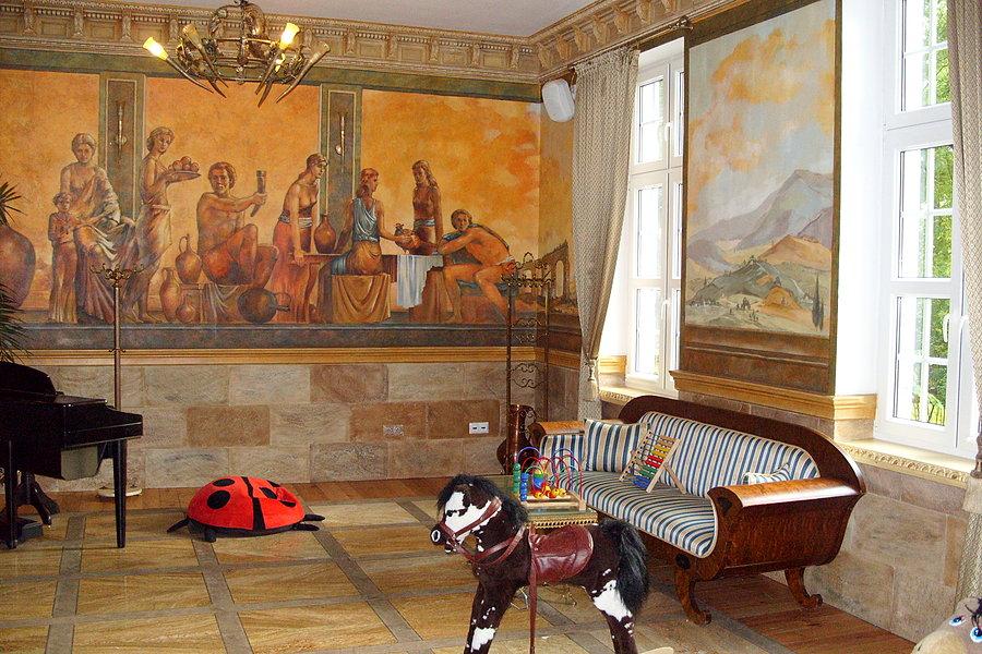 Wnętrze dworu w Lisewie