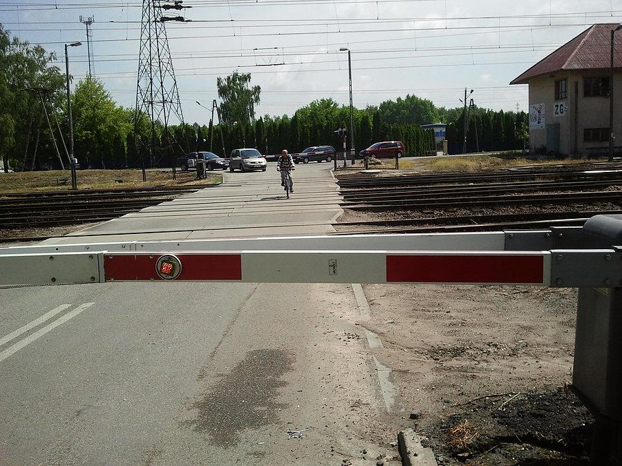 Ciekawe z której strony nadjedzie pociąg
