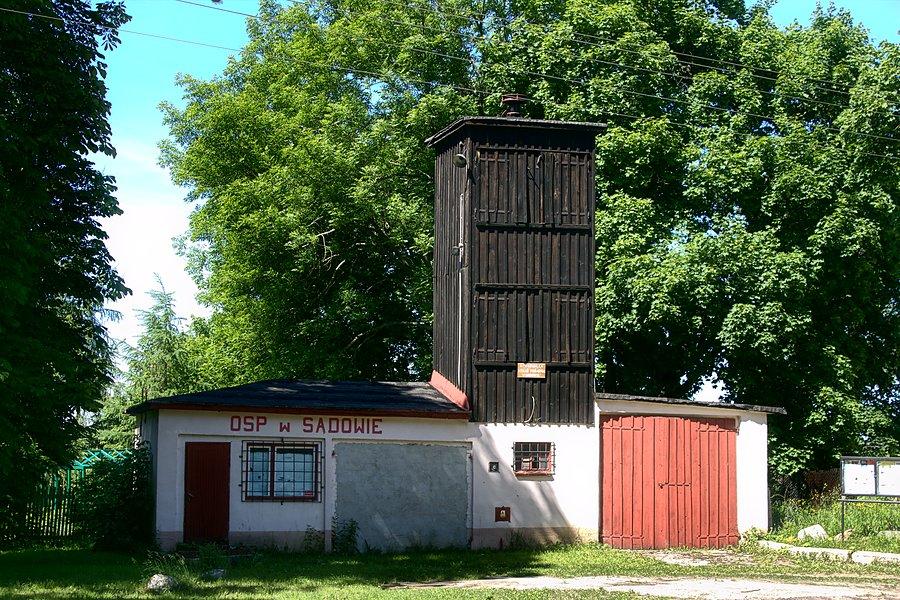 fajna wieżyczka na budynku OSP