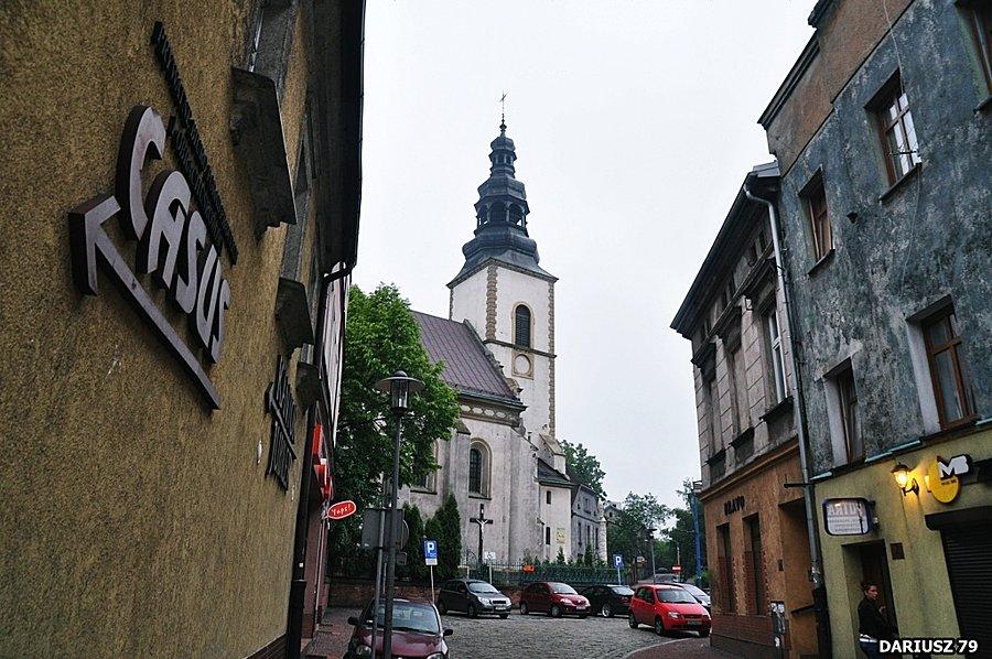W odali Kościół pw. Narodzenia Najświętszej Marii Panny w Mysłowicach