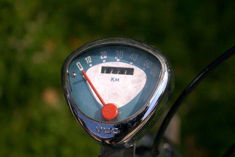 Ale wyśrubowany licznik :) 60 km/h ?? :)