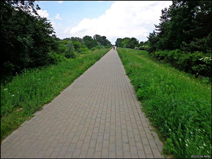 Wał początkowo był z kostki