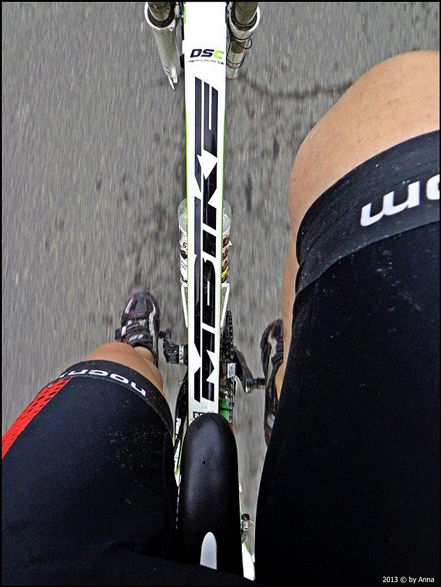 Ulica Estrady, Tak wyglądam po 100 km. Stan ubłocenia - nie jest źle!