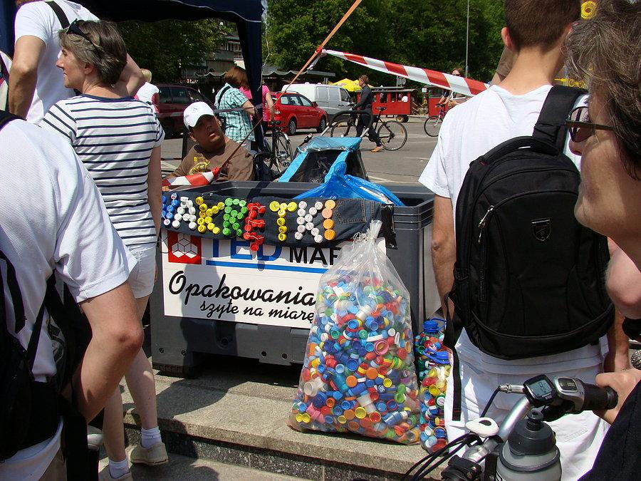 Zbiórka nakrętek dla Adriana