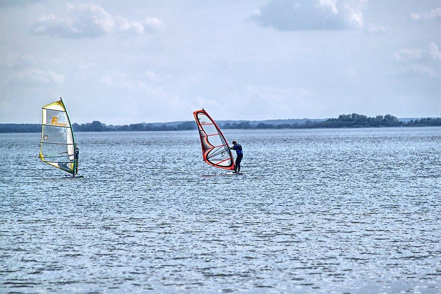 Windsurferzy nad Miedwiem
