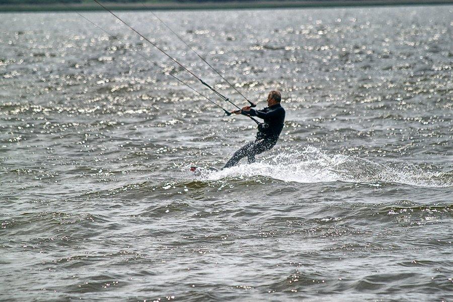 Kitesurfer w akcji