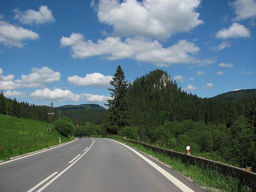 Doliną przez Slovensky raj