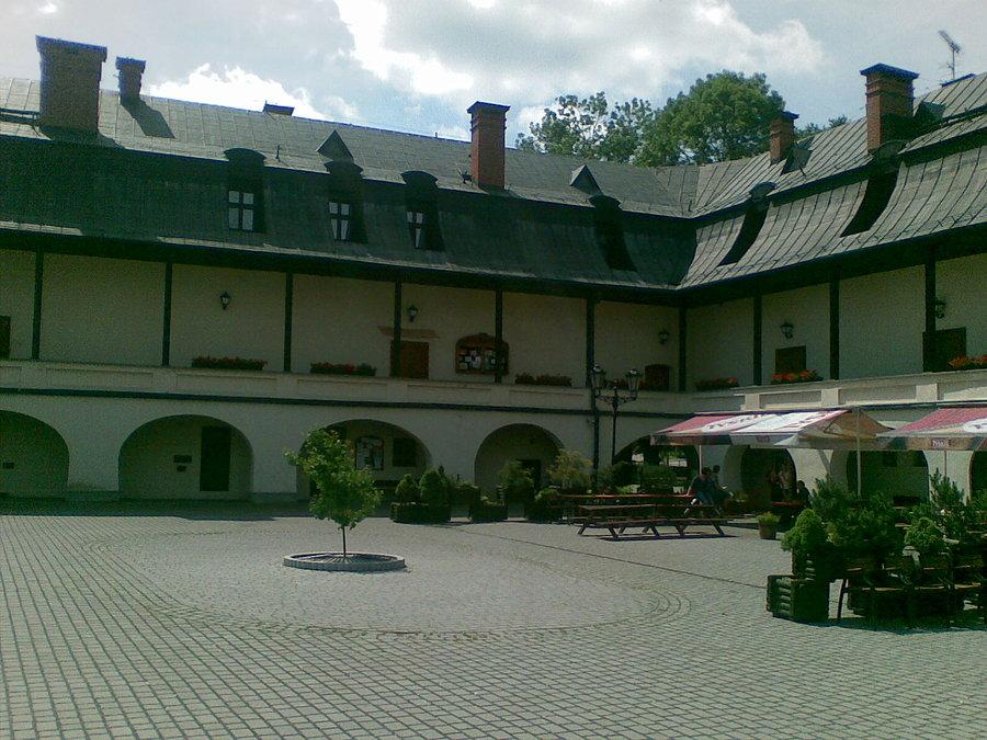 Dziedziniec zamkowy