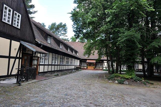 Hotel klubowo-konferencyjny Smolarnia