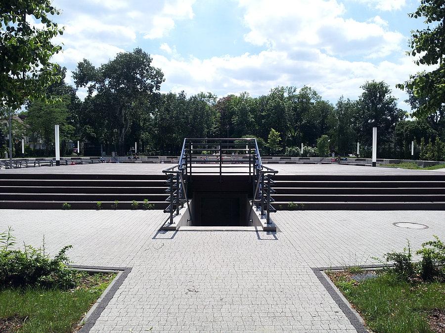 Jakiś kalendarz astronomiczny w Nowym Dworze