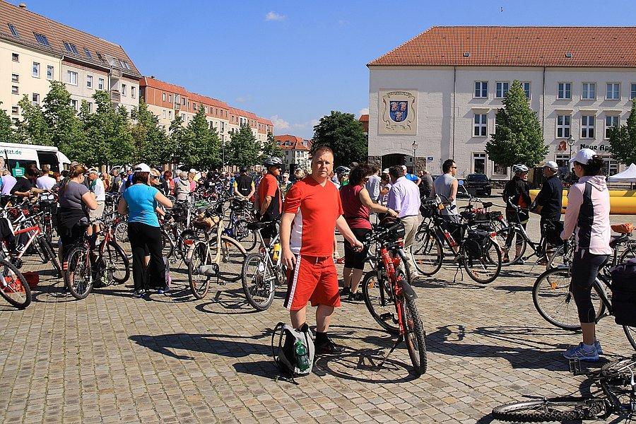 Powitanie uczestników na marktplatzu