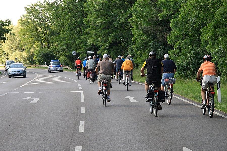Opuszczamy Pasewalk i prowadzeni przez Policję jedziemy!!