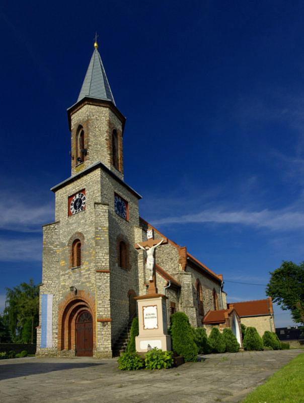Dolna - kościół św. Piotra i Pawła