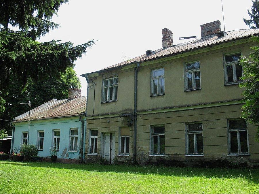 Dwór w Drozdach
