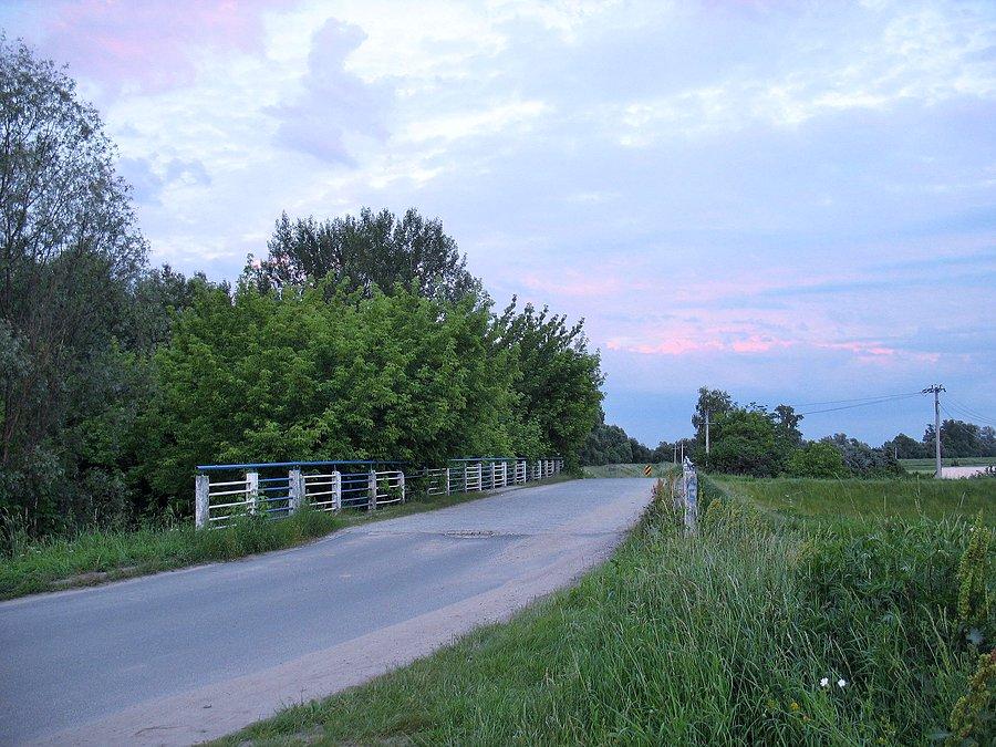 Most na Jeziorce w Obórkach