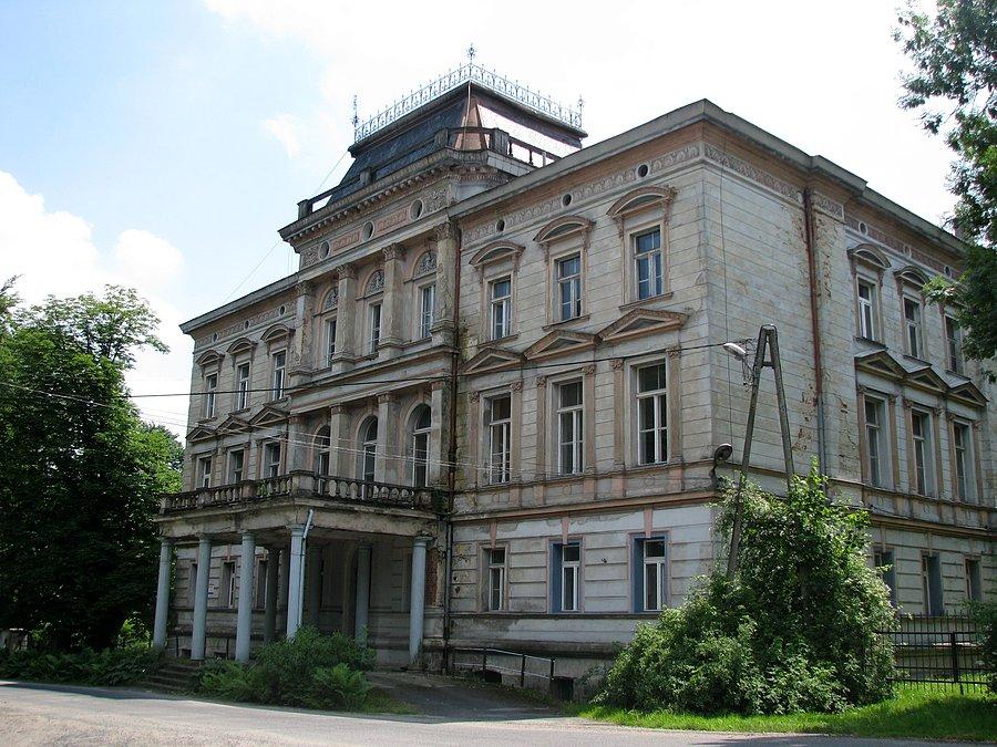 Kolejny smutny pałac