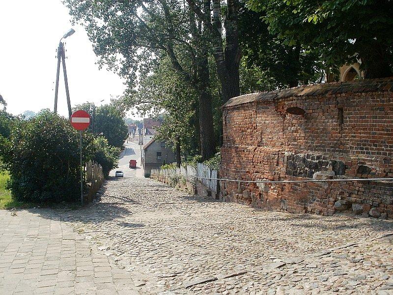 Żerków - brukowane schody