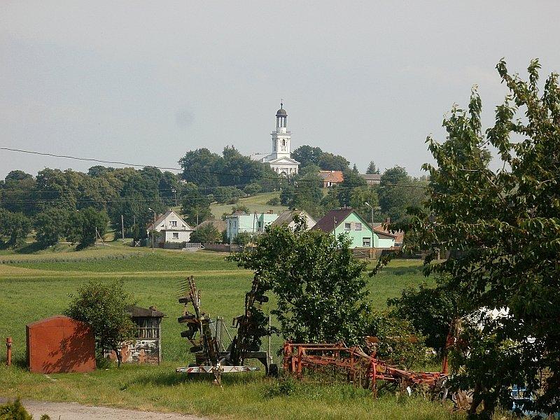 Kościół w Brzostkowie w oodali