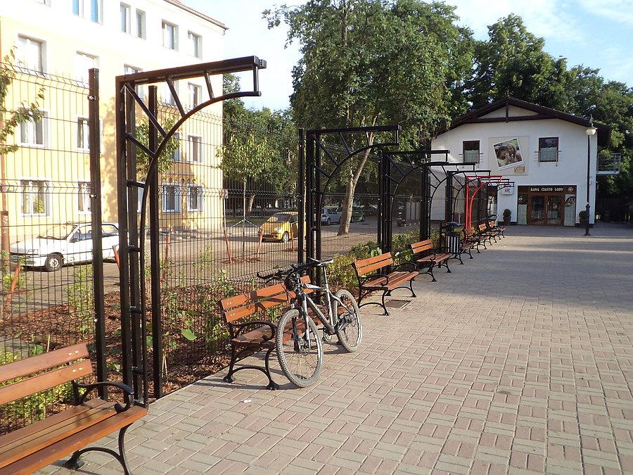 Nowa pergola na Pigalaku