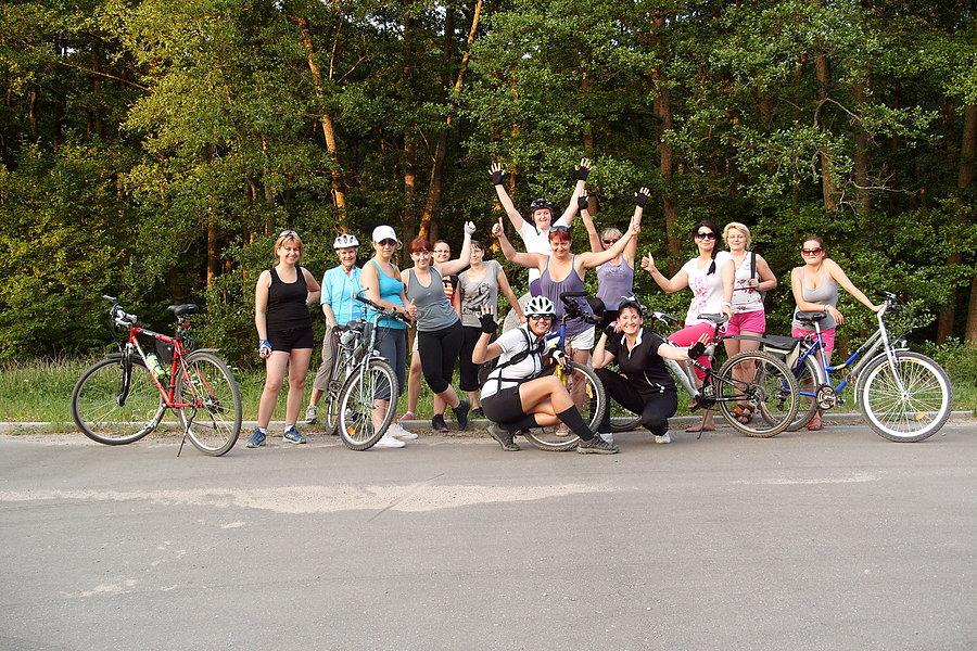 Rowerowa środa dla kobiet - przy leśniczówwce w Swarożynie