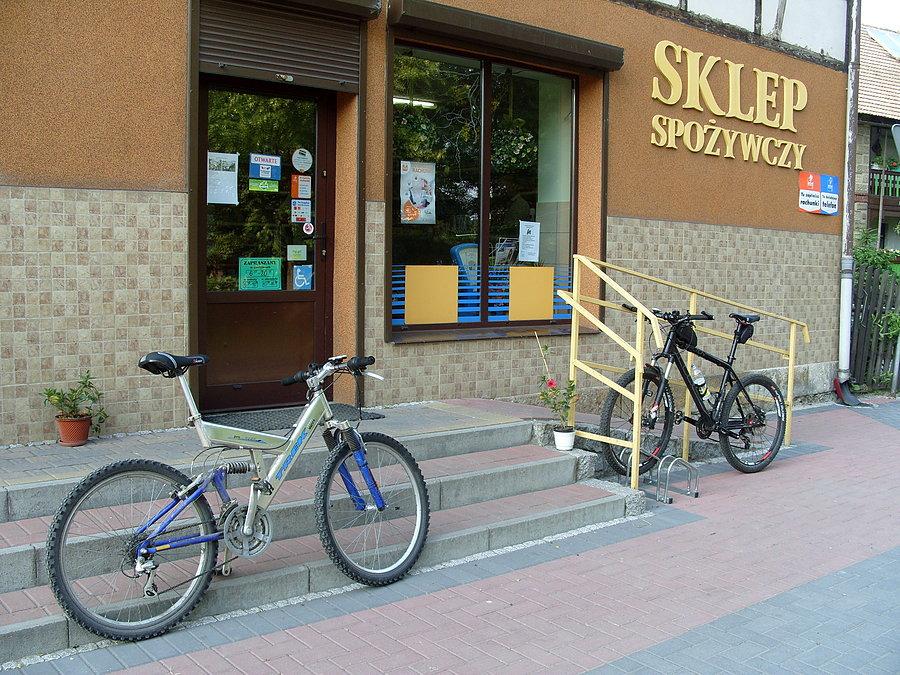 Zakupy to pierwszy sklep do którego zawitał Ryjek lecz nie ostatni ;)