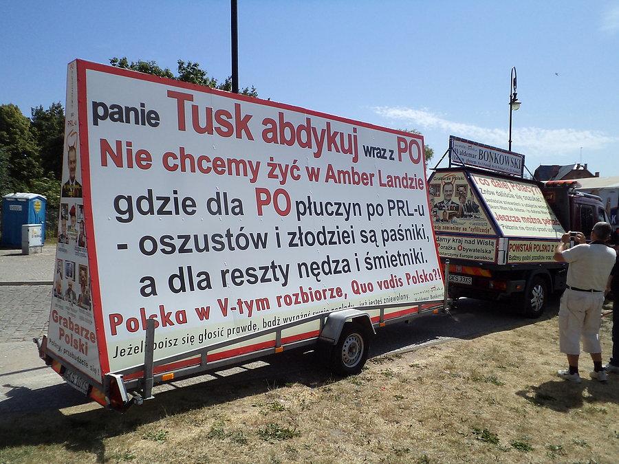Wyborcza reklama.