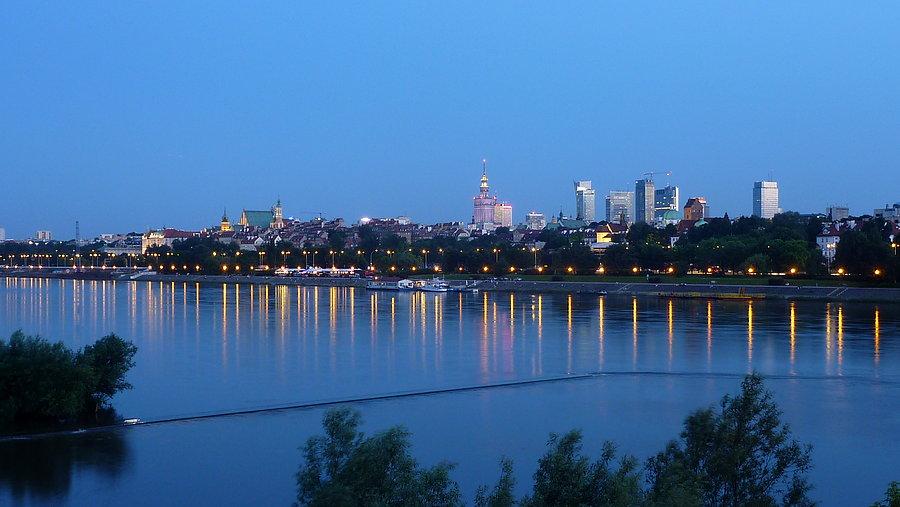 Warszawa wieczorem
