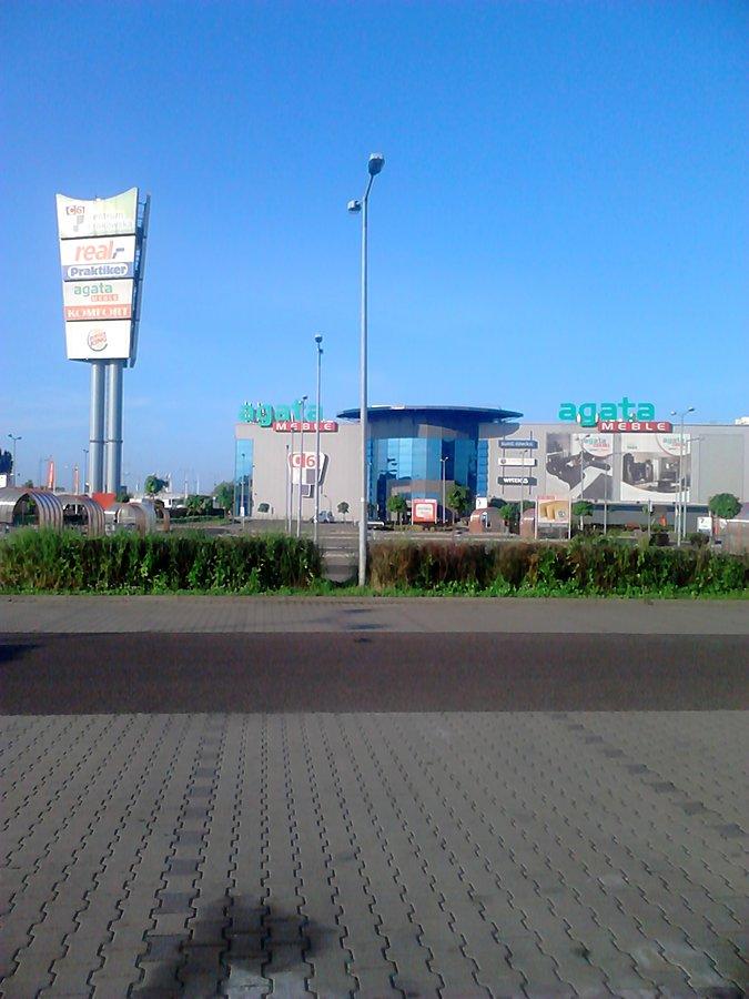 Centrum Handlowe w Alei Krakowskiej