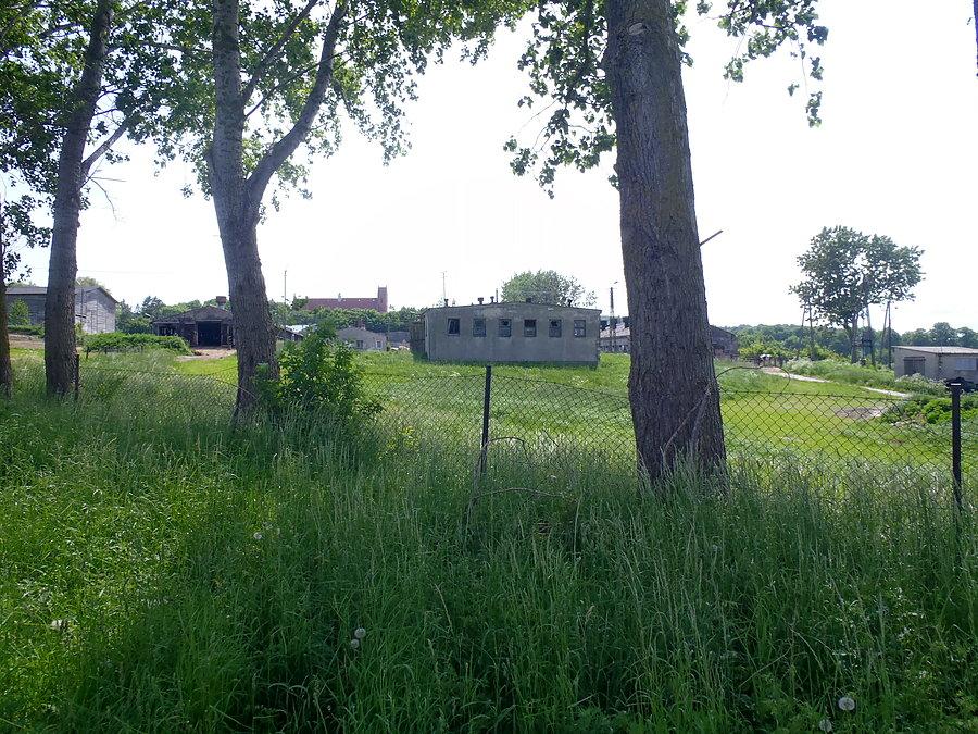 Żarnowieckie zabudowania