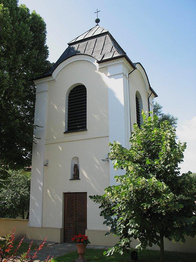 Dzwonnica kościoła św. Elżbiety w Powsinie