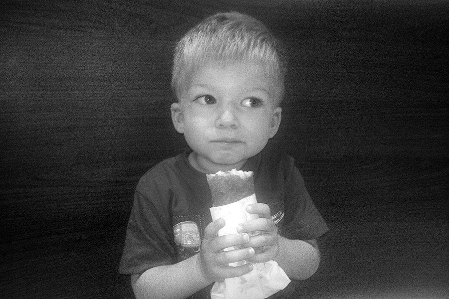 Kacper je pasztecika