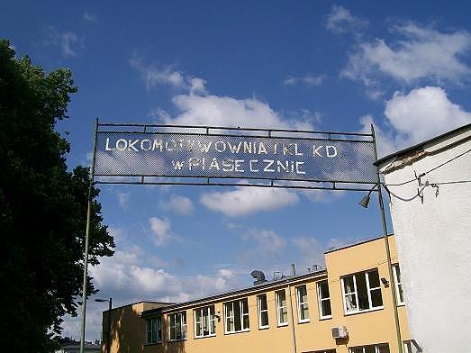 Lokomotywownia 1-szej klasy Kolei Dojazdowych w Piasecznie. Witamy