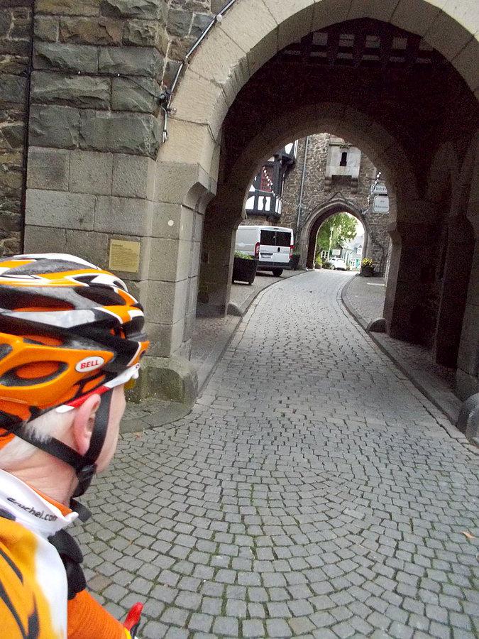 W-RS-SG Runde - zamek Schloßburg