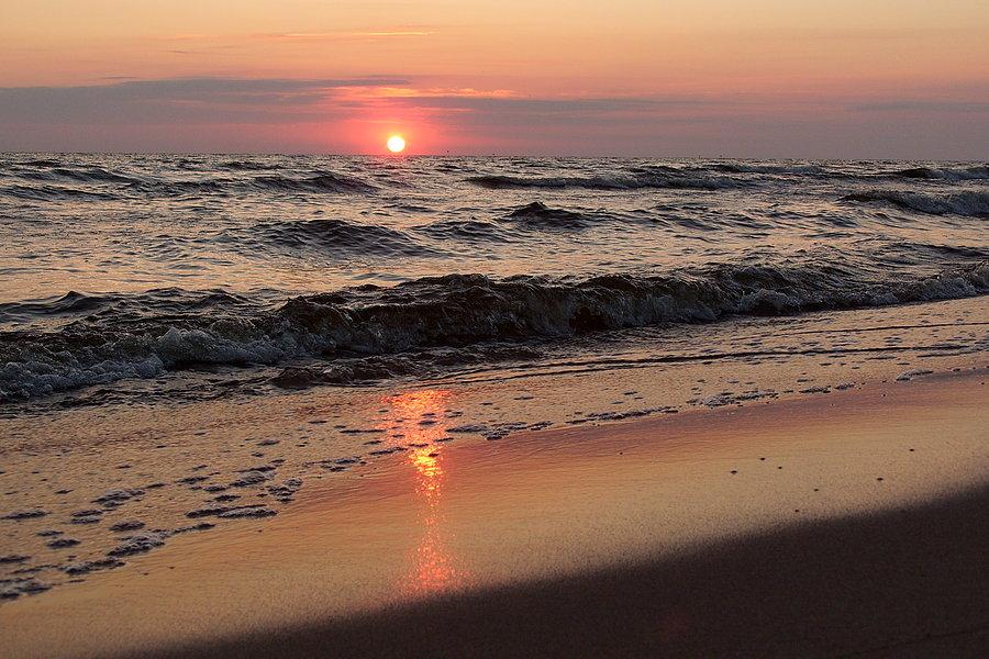 Wschód Słońca w Stegnie godzina 4.15