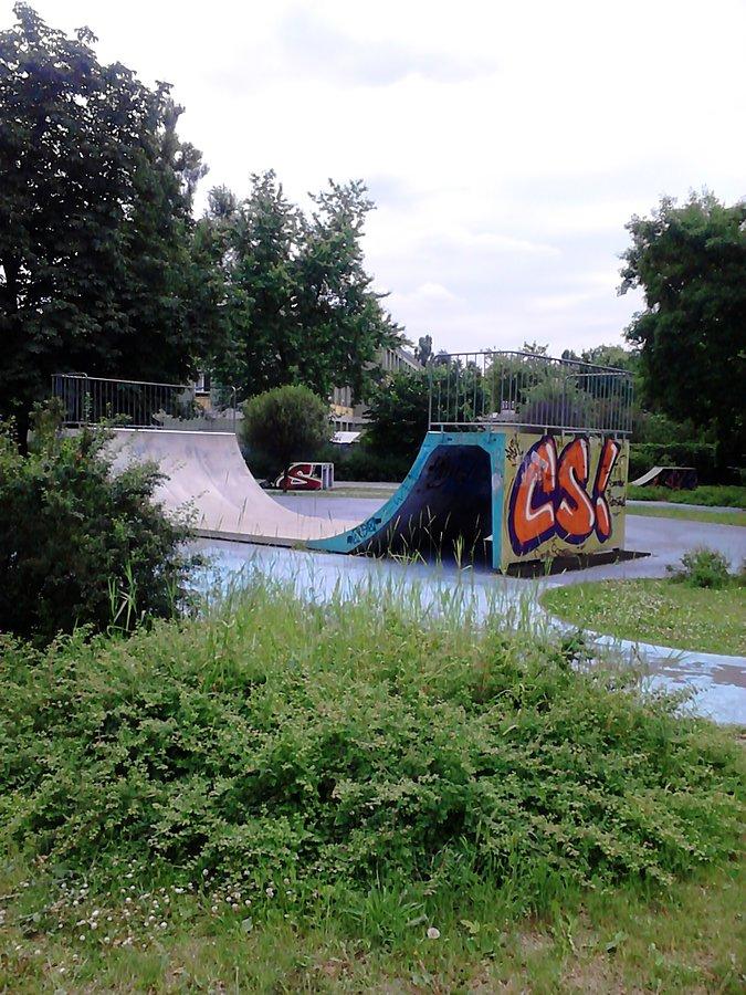 Skatepark na skwerku Zbigniewa Herberta