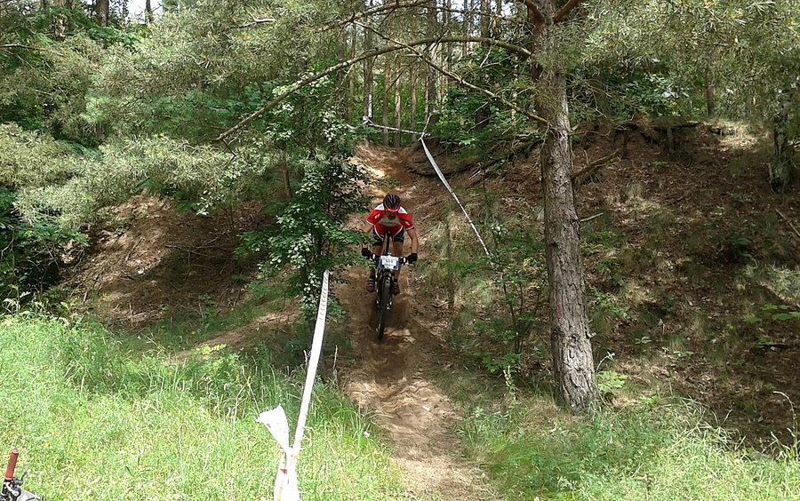 Ostrooo w dół, czyli JPbike w swoim żywiole :)