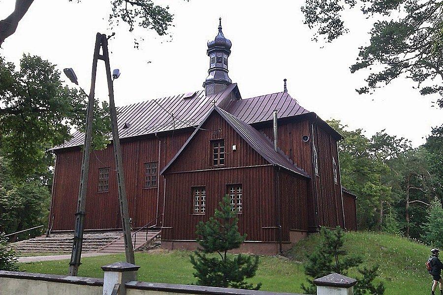 Lutkówka kościół