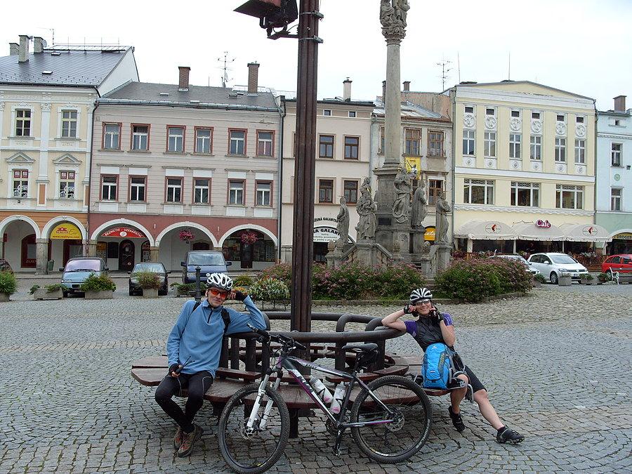 I dojeżdżamy do Trutnova na stary rynek a tu Pan i Pani od Wyszkoni ;))