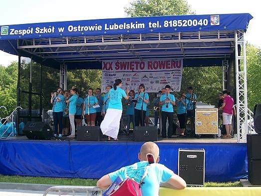 Młodzieżowa orkiestra dęta ze szkoły w Ostrowie Lubelskim. Musiałem sprawdzić na mapie gdzie ta miejscowość jest